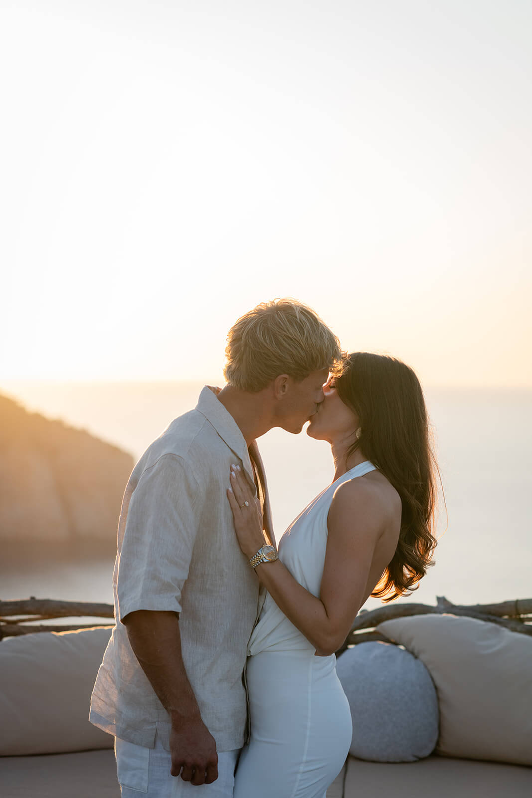 H+M _ Gypsy Westwood h4_websize Couple kissing during marriage proposal in Ibiza